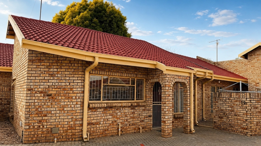 3 Bedroom Property for Sale in Kannoniers Park North West